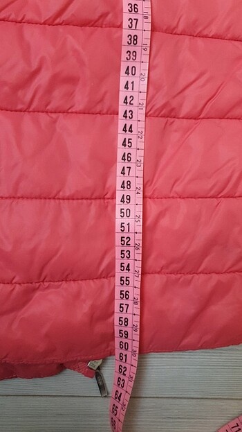 Nar çiçeği renginde mevsimlik mont - Görsel 4