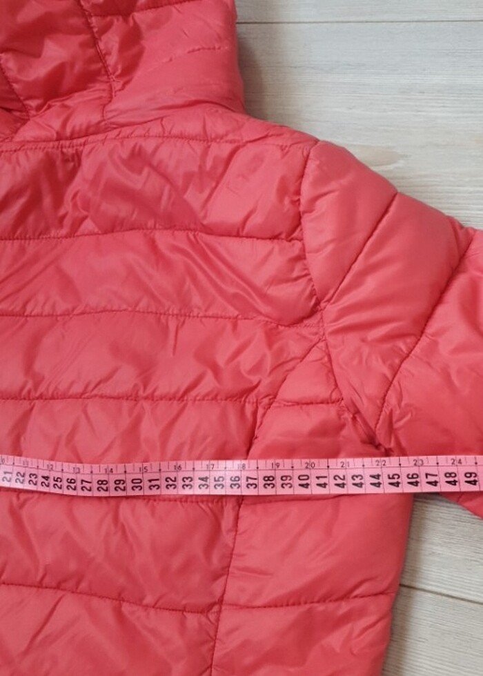 Nar çiçeği renginde mevsimlik mont - Görsel 5