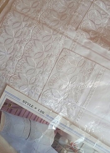 Çarşaflı Dantelli Nevresim Takımı 