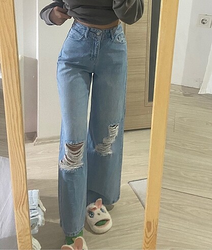 Yırtık jean