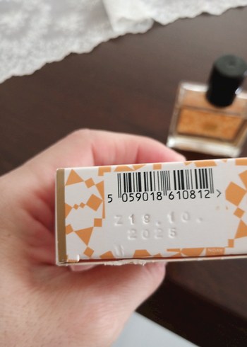 Avon FAR AWAY Parfüm - Görsel 2