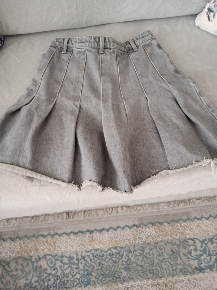 Gri Denim Pileli Midi Etek - Görsel 4