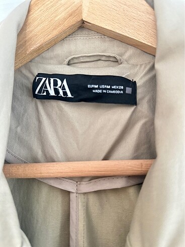 Zara Trençkot