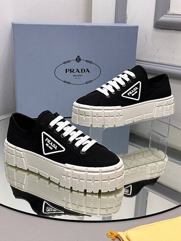 Prada Prada Sneaker