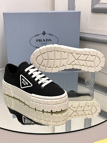 36 Beden Prada Sneaker