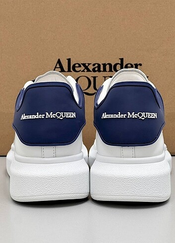 Alexander McQueen Alexander McQueen