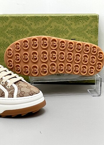 Gucci Gucci