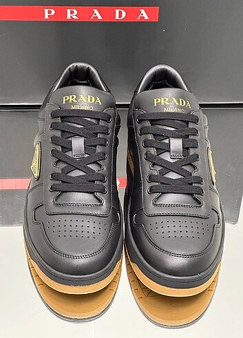 42 Beden siyah Renk Prada