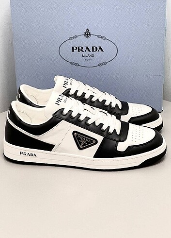 Prada Prada