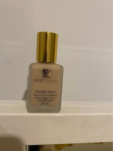 Estee Lauder Double wear Foundation