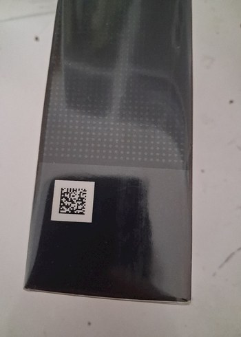 Prada Black Erkek Parfümü - Görsel 3