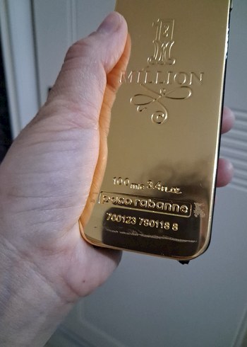 Altın Renkli Erkek Parfümü 1 Million - Görsel 5