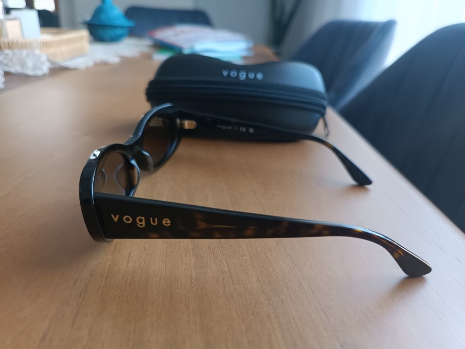 Vogue Güneş Gözlüğü - Görsel 2