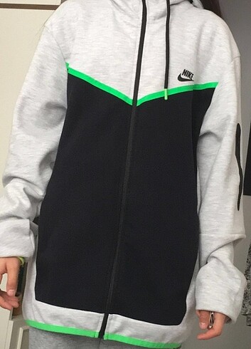 tech fleece 