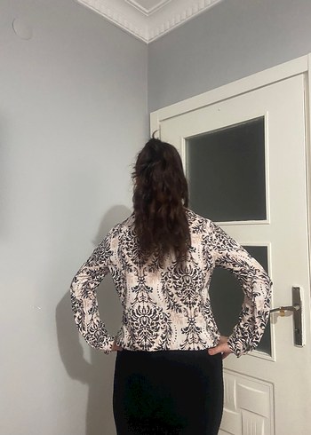 V Yaka Desenli Kadın Ofis Gömleği - Görsel 5