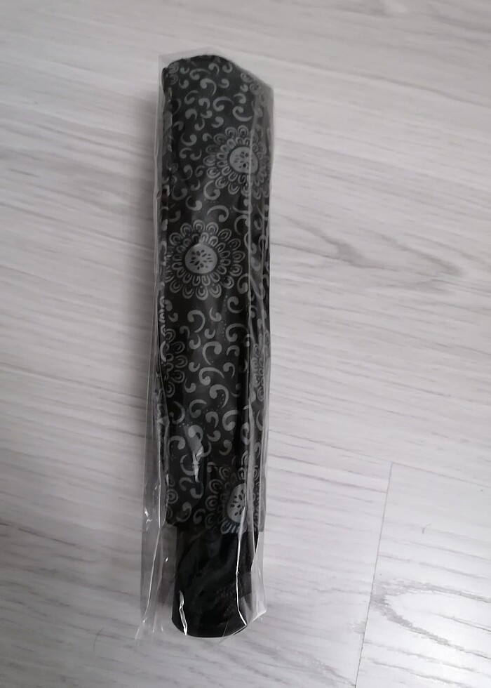 Siyah Desenli Tam Otomatik Şemsiye - Görsel 2