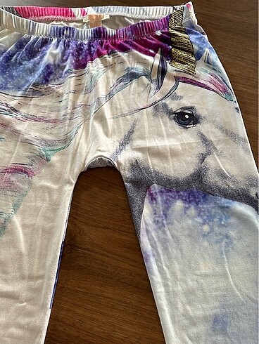 Forever 21 FOREVER 21 GIRLS UNICORN TAYT