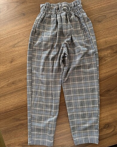 ZARA PANTOLON