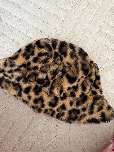 Beden LEOPAR DESEN SAPKA