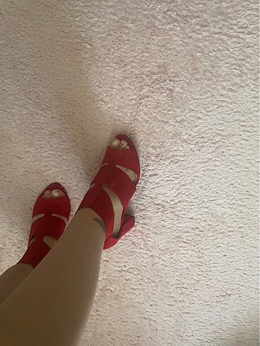 37 Beden kırmızı Renk Kırmızı ayakkabı