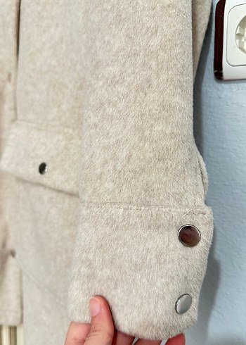 Düğmeli Bej Midi Kadın Kaban Sıfır Etiketli Ürün Marka temsili - Görsel 2