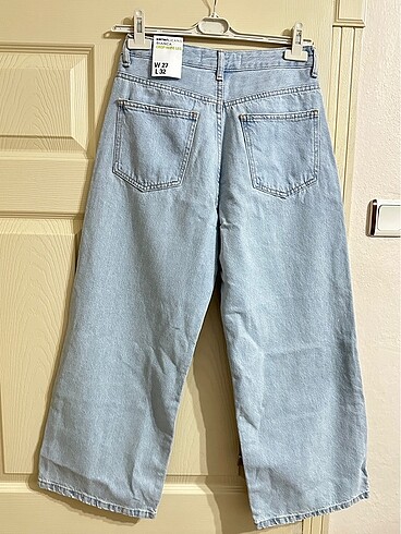 Açık kot jean Midi boy çok şeker bir Pantalon. - Görsel 5