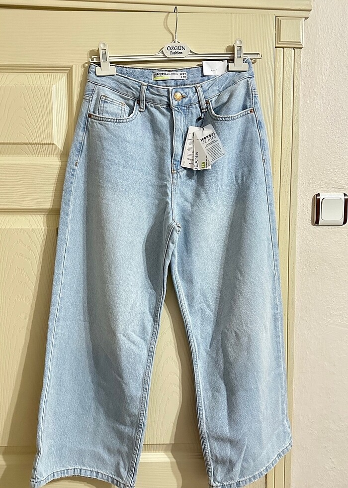 Açık kot jean Midi boy çok şeker bir Pantalon. - Görsel 4