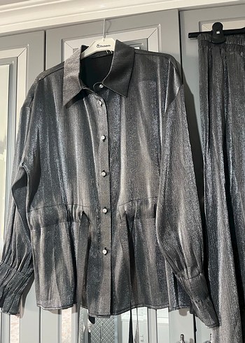 Gri Pilili Uzun Kadın Takım Elbise - Görsel 3