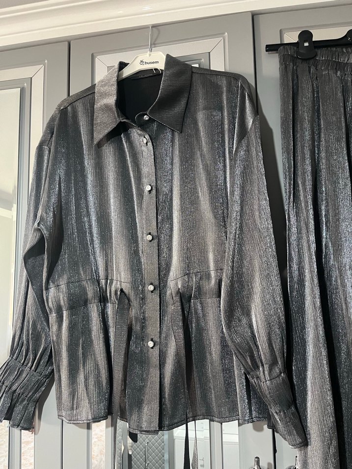 Gri Pilili Uzun Kadın Takım Elbise - Görsel 3