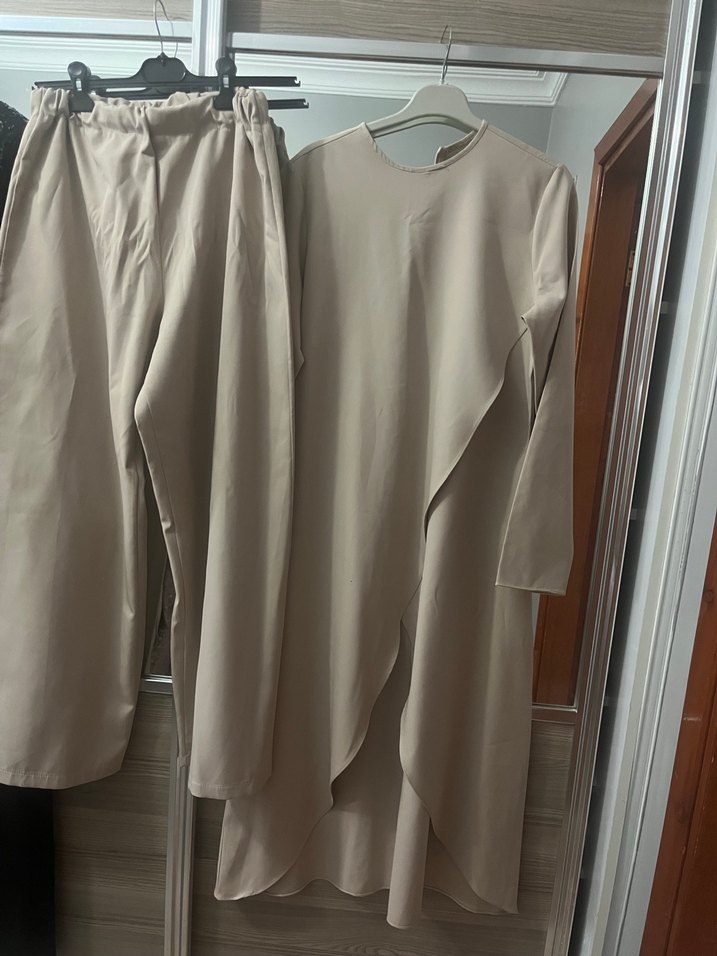 Bej Uzun Kollu Kadın ikili takım - Görsel 2