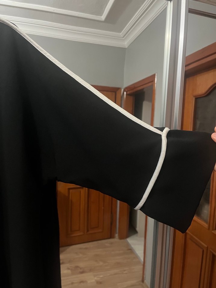 Kadın Siyah Uzun Kollu Uzun Boy Hırka - Görsel 3