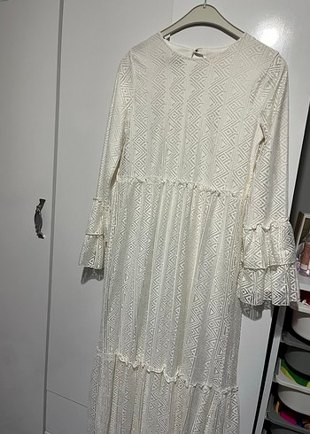 Uzun Beyaz Nakışlı Pamuklu Bohem Elbise - Görsel 3
