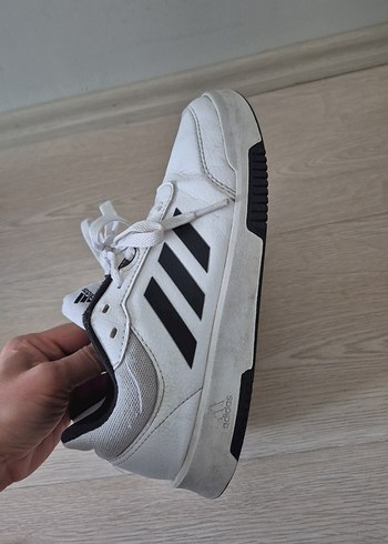 Beyaz Adidas Bağcıklı Spor Ayakkabı - Görsel 3