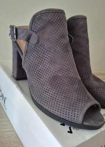 Gri Süet Topuklu Kadın Ayakkabı - Görsel 3