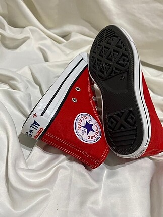 Converse 40 numara kırmızı Converse Allstar sıfır bot