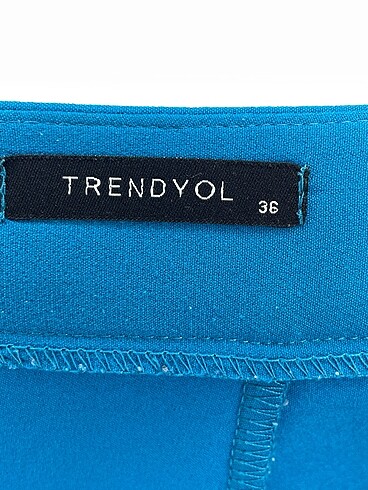 36 Beden mavi Renk Trendyol & Milla Kumaş Pantolon %70 İndirimli.