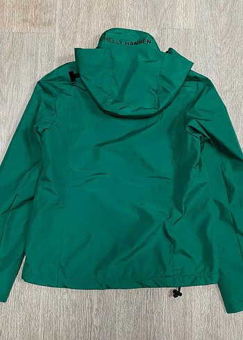 Yeşil Kapüşonlu Kadın Rüzgarlık Mont - Görsel 4