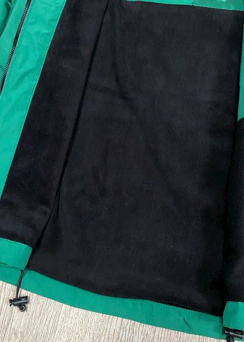 Yeşil Kapüşonlu Kadın Rüzgarlık Mont - Görsel 7