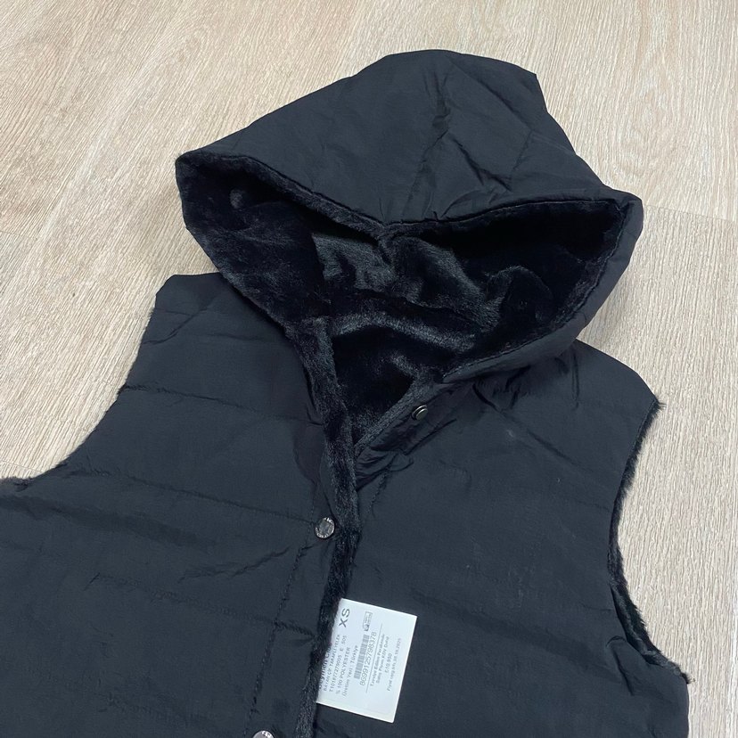 Siyah Kapüşonlu Kürklü Kadın Yelek.Çift Yönlü - Görsel 4