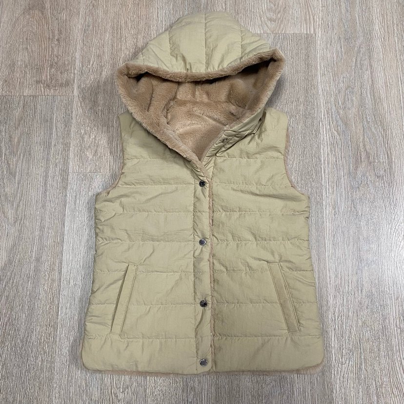 Kürklü Kapüşonlu Bej Kadın Yelek. Çift Yönlü - Görsel 3