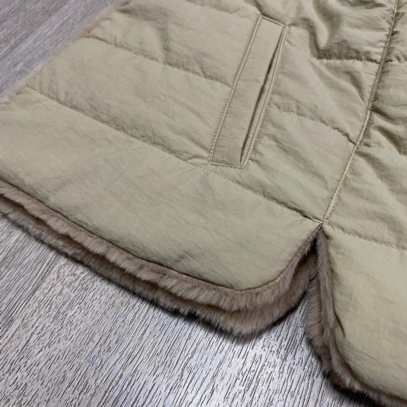 Kürklü Kapüşonlu Bej Kadın Yelek. Çift Yönlü - Görsel 5