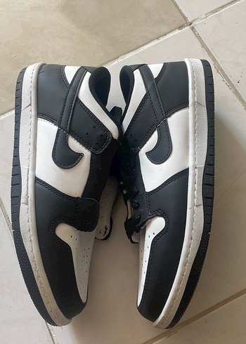 Diğer Siyah Beyaz Nike
