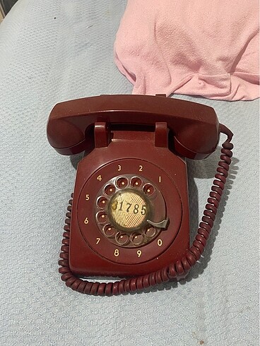 Retro telefon #antika