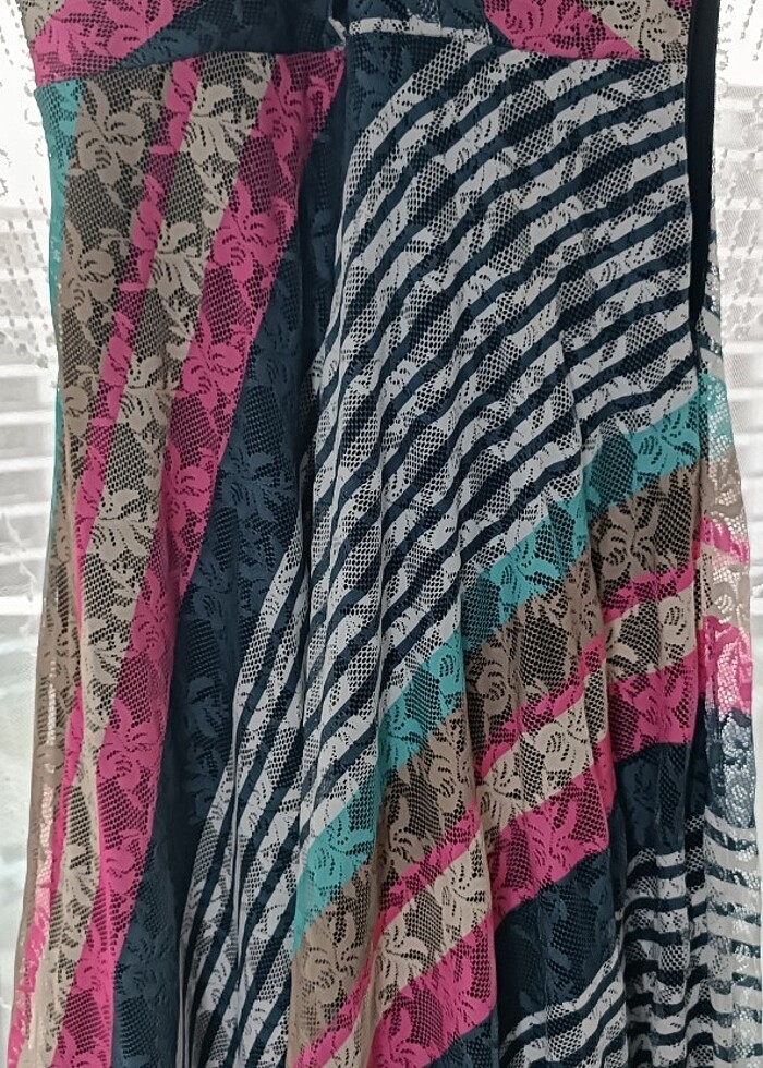 Güpür kumaş elbise - Görsel 2