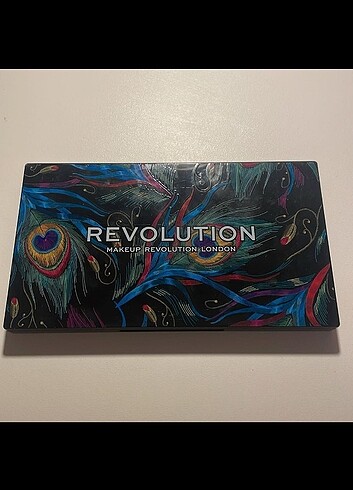 Revolution RevolutionCreative Vol1 Far Paleti