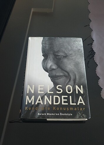 Nelson Mandela ciltli şömizli