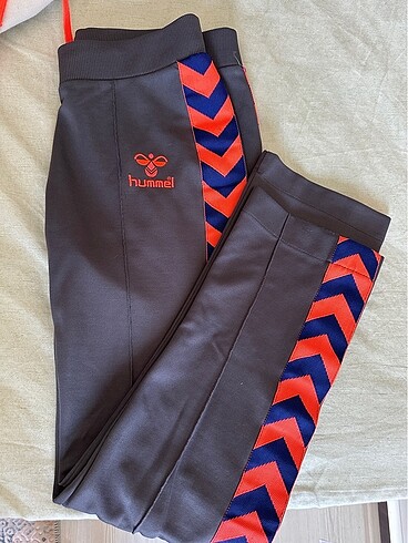 Hummel eşofman