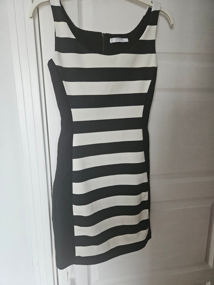 Çizgili Siyah-Beyaz Midi Elbise - Görsel 3