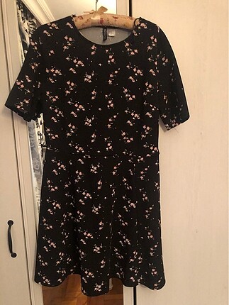 H&M çiçekli elbise