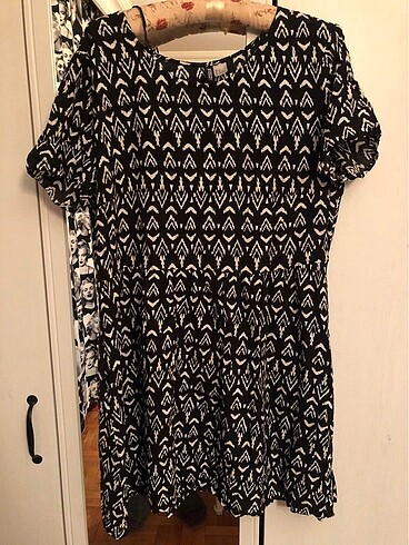 H&M desenli elbise